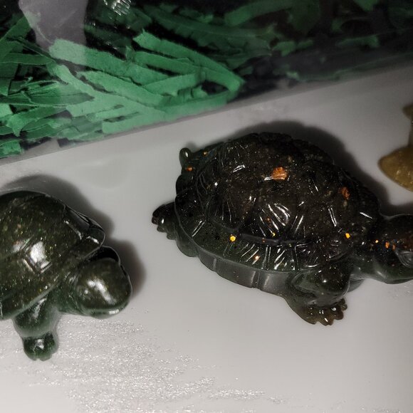 TURTLE 4PC SET ANIMAL EPOXY RESIN FIGURINES NEW CRIDDER'D WOODLAND - Picture 3 of 4